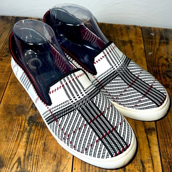 Journee Collection Women Slip On Sneaker Boat Shoe Multi Color 8 - Picture 1 of 5